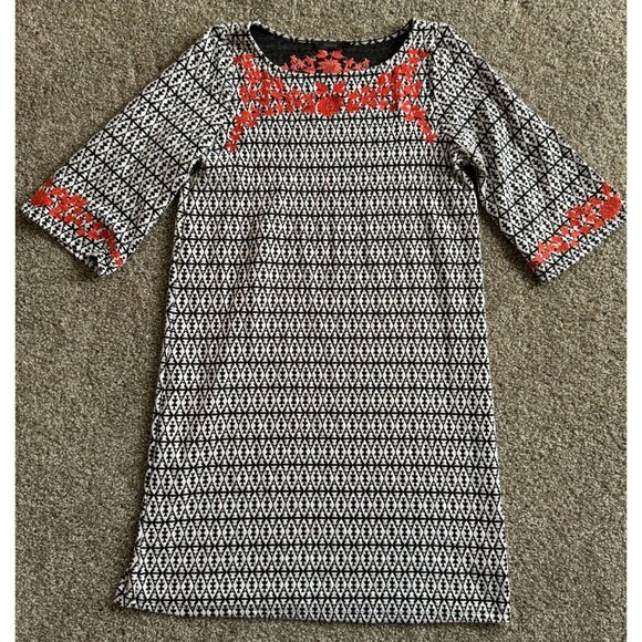 THML Anthropologie Sz‎ L Shift Dress Flare Sleeve Embroidered Black White Knit - Picture 1 of 7